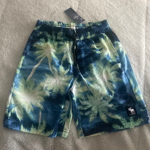 New Abercrombie kids swim shorts size 7/8